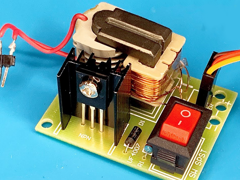 High voltage arc output